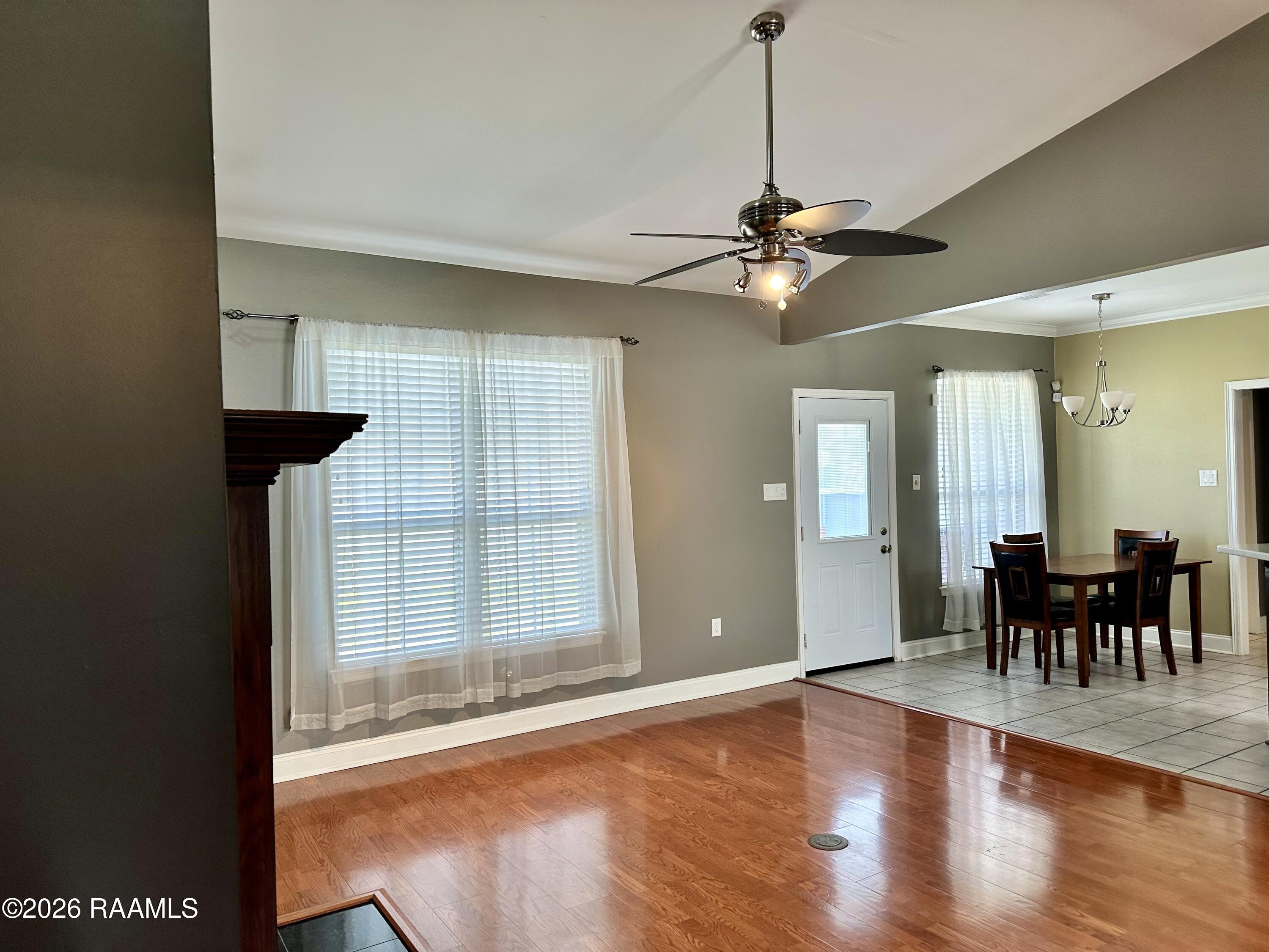 9721 Buttercup Drive Baton Rouge, LA 70809 - Photo 5 of 14 IMG_4464