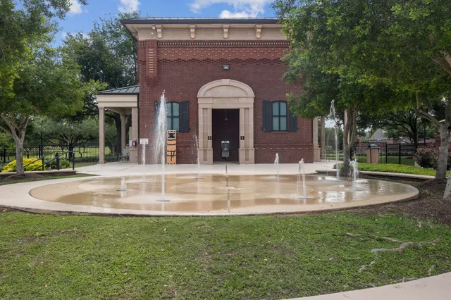 a view of a house with a swimming pool