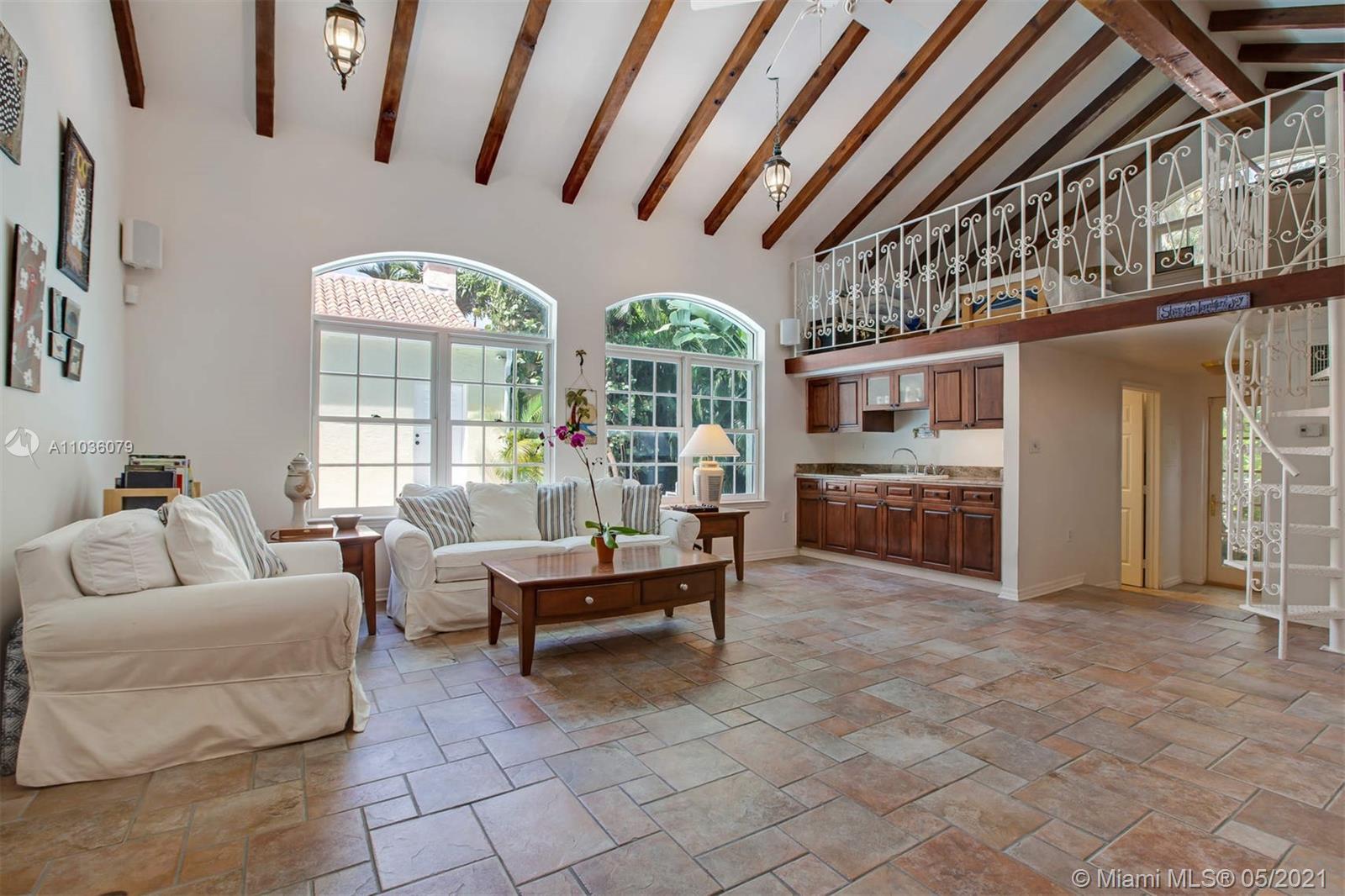 5619 North Bay Road Miami Beach, FL 33140 - Photo 6 of 27 Gallery Image 6
