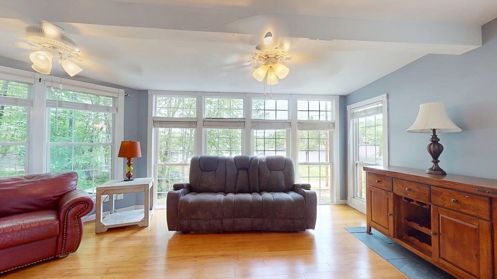 38 Island Road Holland, MA 01521 - Photo 4 of 42