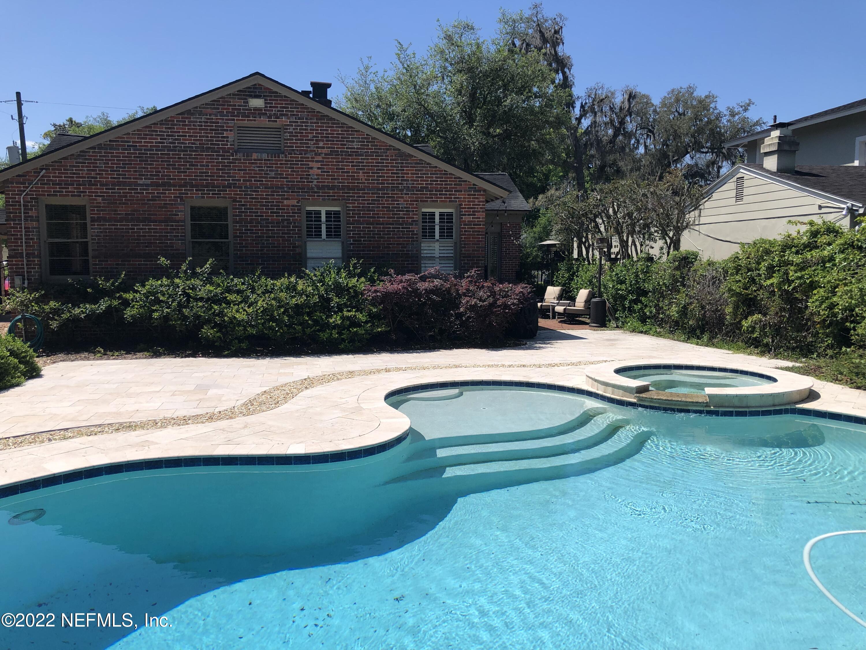 1237 Greenridge Road Jacksonville, FL 32207 - Photo 4 of 9 a view of outdoor space yard and swimming pool