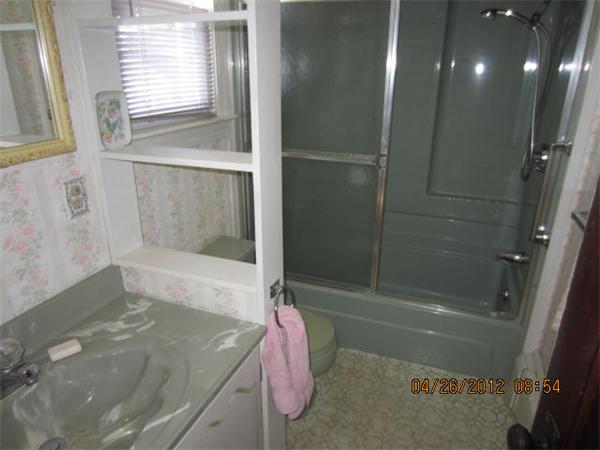 415 Oneil Road Somerset, MA 02725 - Photo 10 of 14 Gallery Image 10