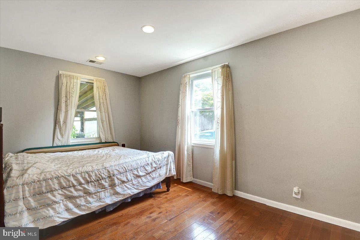 1120 Rosedale Avenue Baltimore, MD 21237 - Photo 13 of 35