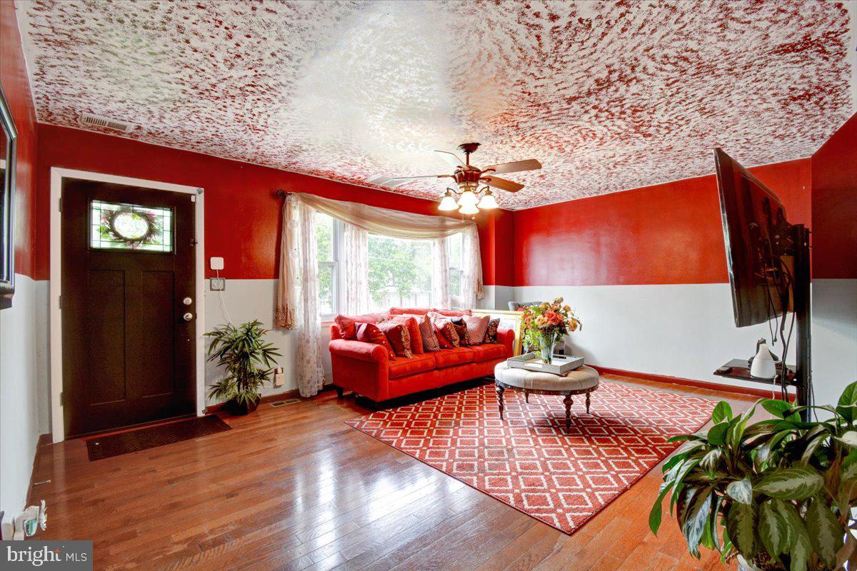 1120 Rosedale Avenue Baltimore, MD 21237 - Photo 5 of 35