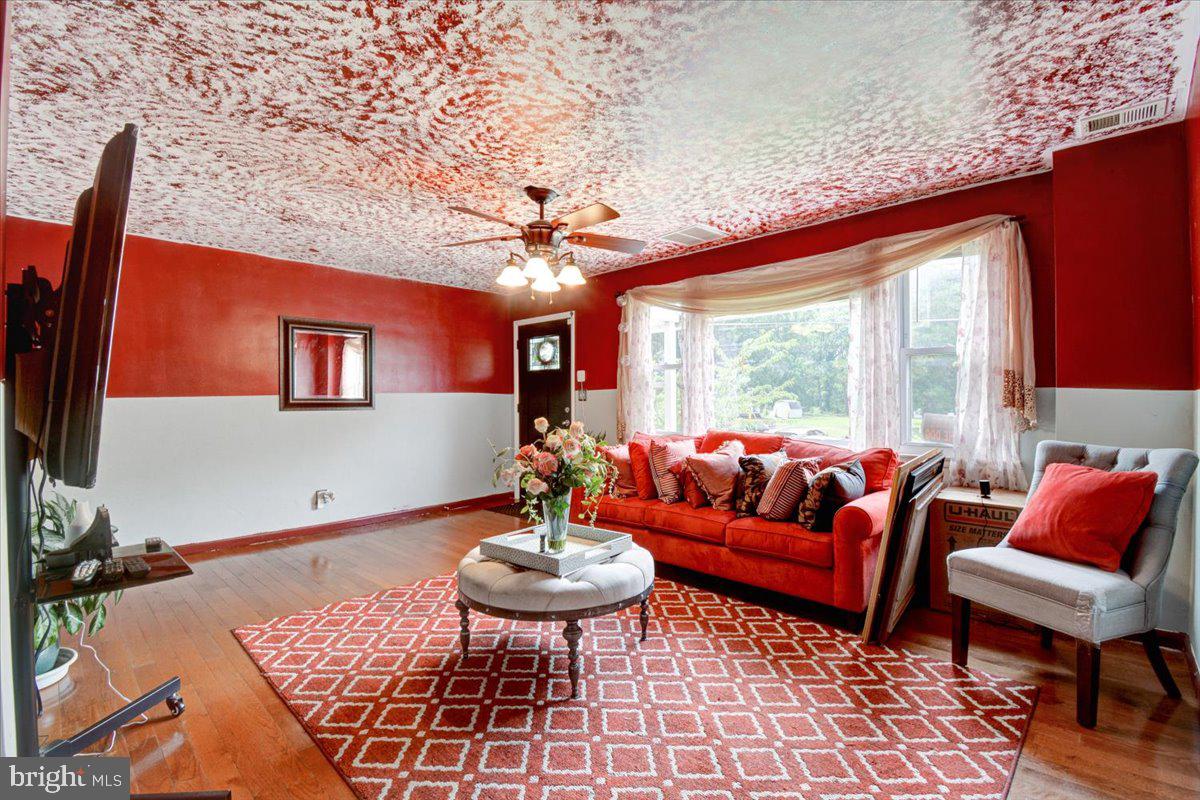 1120 Rosedale Avenue Baltimore, MD 21237 - Photo 6 of 35