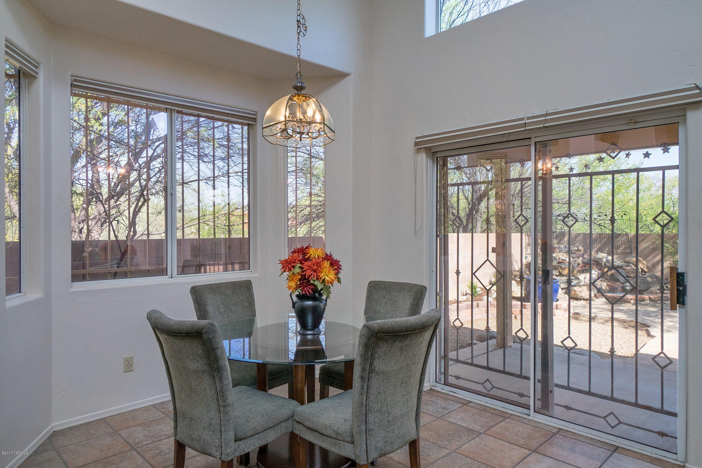 8105 East Slate Ridge Drive Tucson, AZ 85715 - Photo 5 of 26