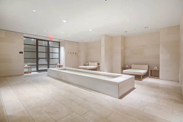 $1,850,000 | 20 Pine Street, Unit 2907 | Financial District