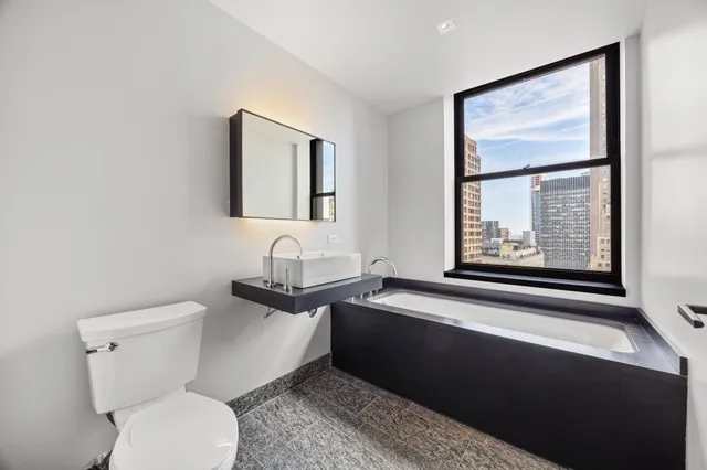 $1,850,000 | 20 Pine Street, Unit 2907 | Financial District