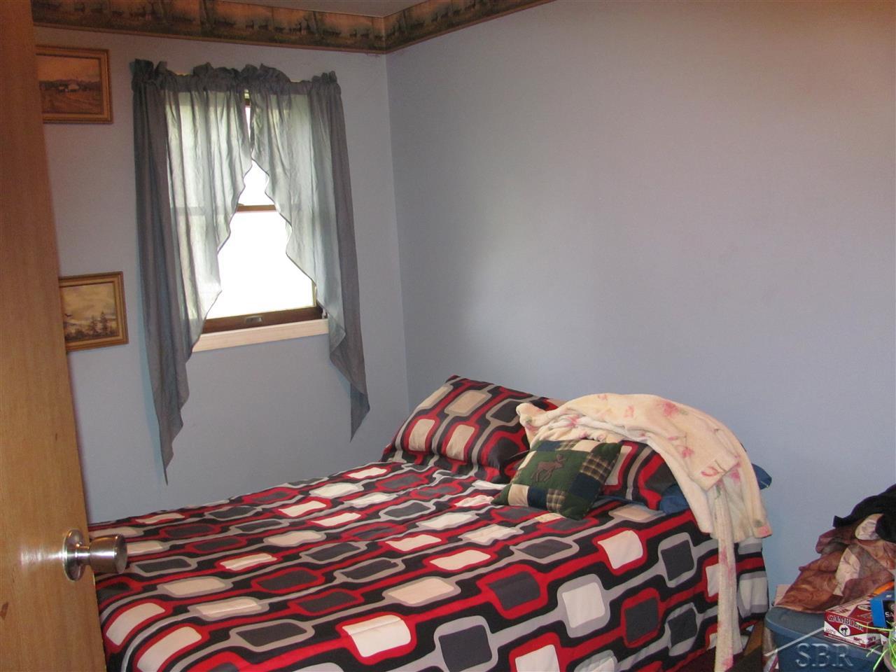 4035 West Lake Road Clio, MI 48420 - Photo 9 of 31 31290368-8.JPG