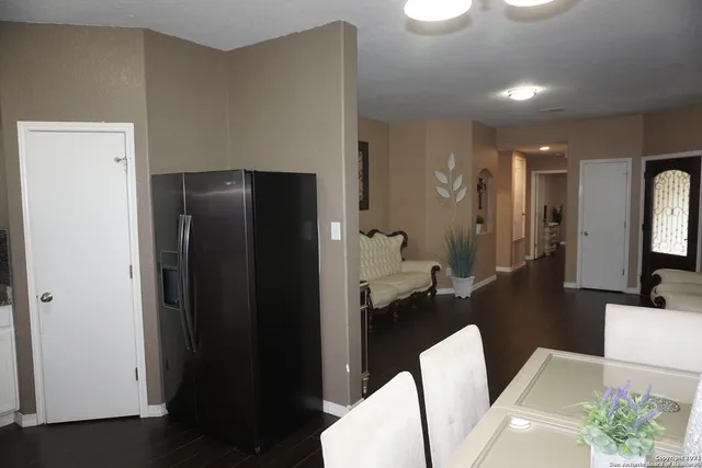 $1,500 | 3518 Alonzo Fields, Converse, TX 78109