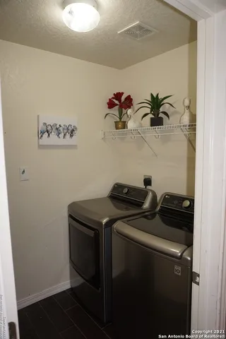 $1,500 | 3518 Alonzo Fields, Converse, TX 78109