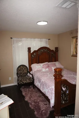 $1,500 | 3518 Alonzo Fields, Converse, TX 78109