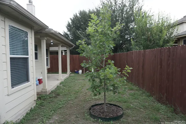 $1,500 | 3518 Alonzo Fields, Converse, TX 78109