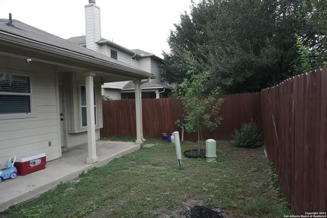 $1,500 | 3518 Alonzo Fields, Converse, TX 78109