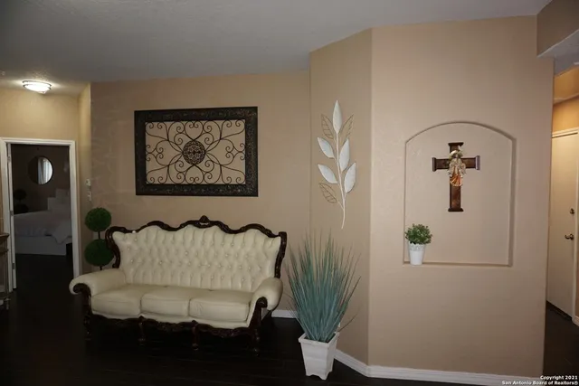 $1,500 | 3518 Alonzo Fields, Converse, TX 78109