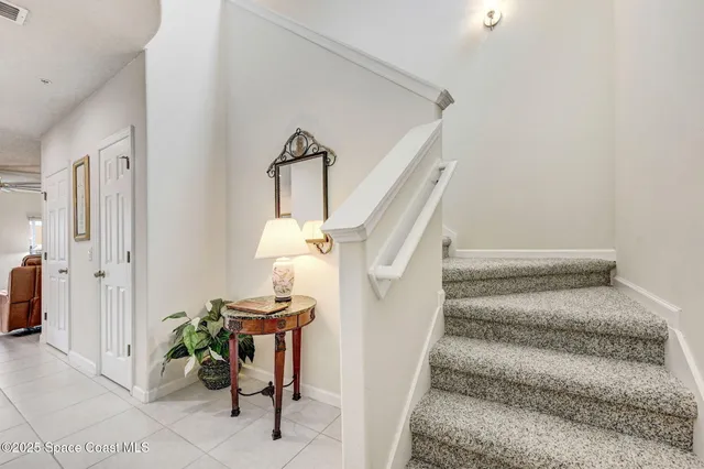 a view of entryway and hall