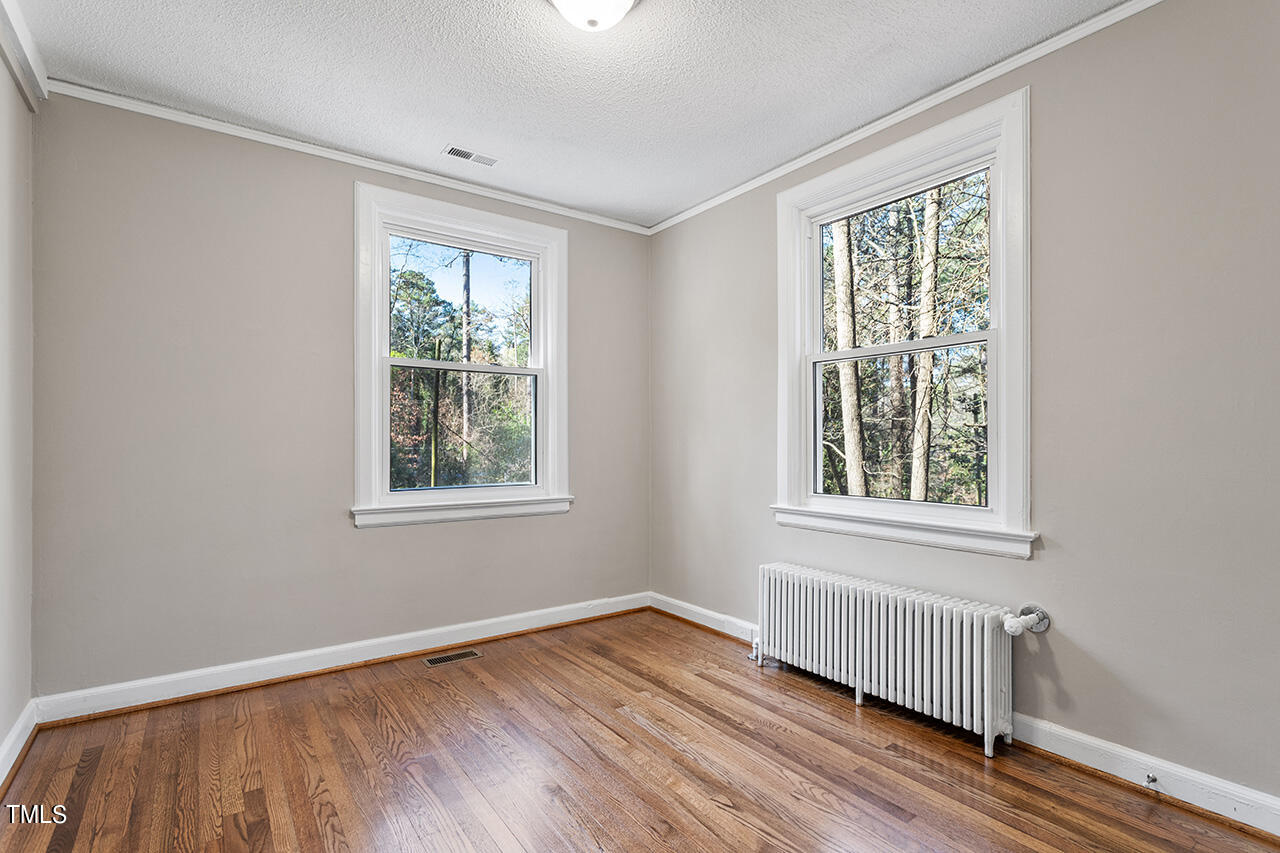 107 Pinecrest Road Durham, NC 27705 - Photo 22 of 39 107 Pinecrest Road