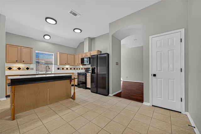 $2,200 | 18407 Maple Mill Drive, Cypress, TX 77429