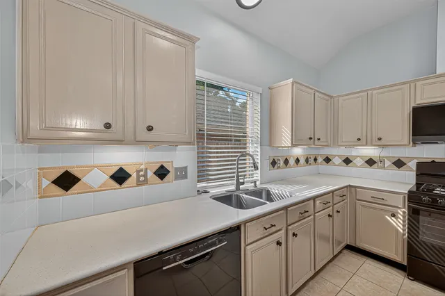 $2,200 | 18407 Maple Mill Drive, Cypress, TX 77429