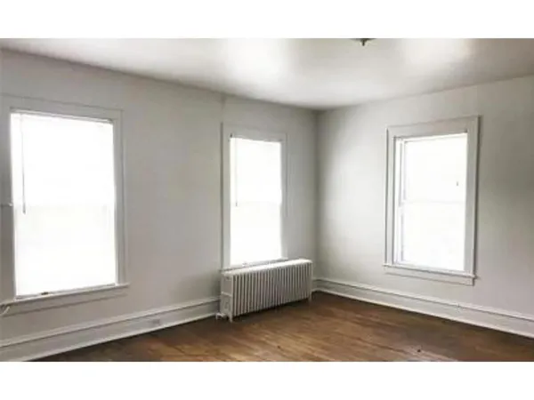 $850,000 | 230 North Street, Burlington, VT 05401