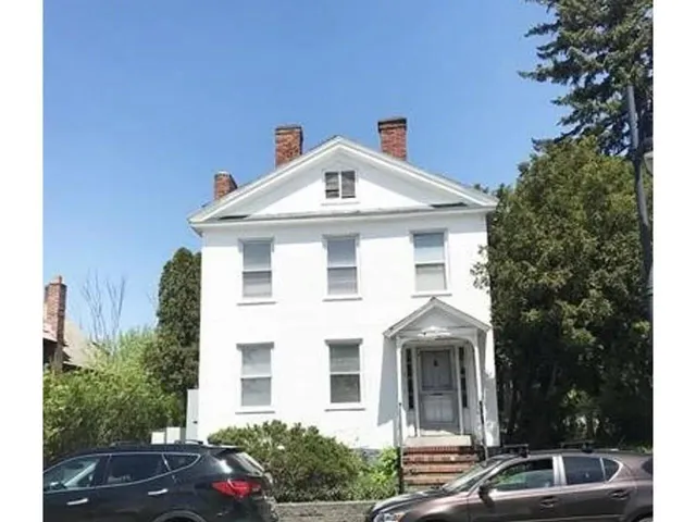 $895,000 | 230 North Street, Burlington, VT 05401