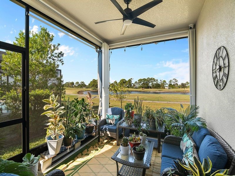 602 Gossamer Wing Way Sebastian, FL 32958 - Photo 2 of 33
