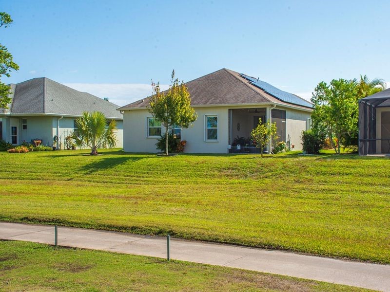 602 Gossamer Wing Way Sebastian, FL 32958 - Photo 4 of 33