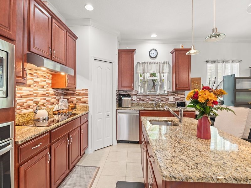 602 Gossamer Wing Way Sebastian, FL 32958 - Photo 9 of 33