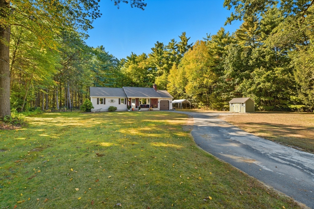 178 County Road Southampton, MA 01073 - Photo 3 of 41 a house view with swimming pool in front of it