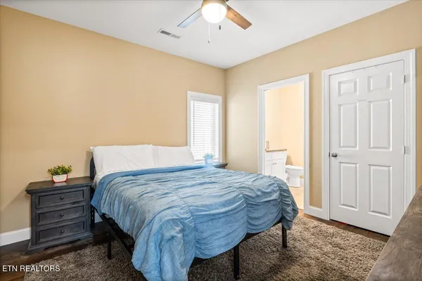 $450,000 | 195 North Deer Vlg Lane, Unit B, La Follette, TN 37766