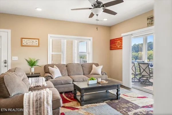 $450,000 | 195 North Deer Vlg Lane, Unit B, La Follette, TN 37766