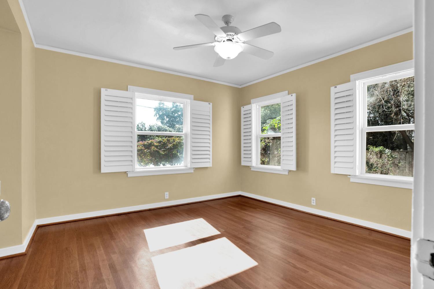 741 East Rialto Avenue Fresno, CA 93704 - Photo 11 of 33