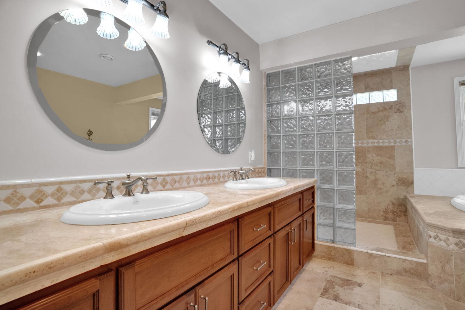 741 East Rialto Avenue Fresno, CA 93704 - Photo 14 of 33