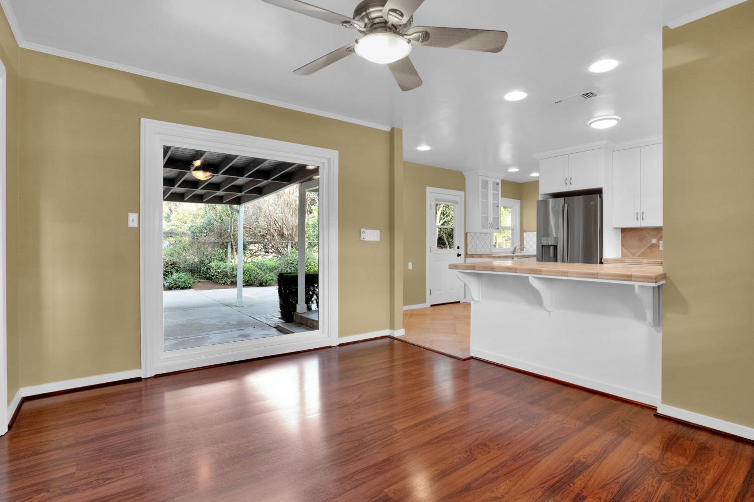 741 East Rialto Avenue Fresno, CA 93704 - Photo 20 of 33