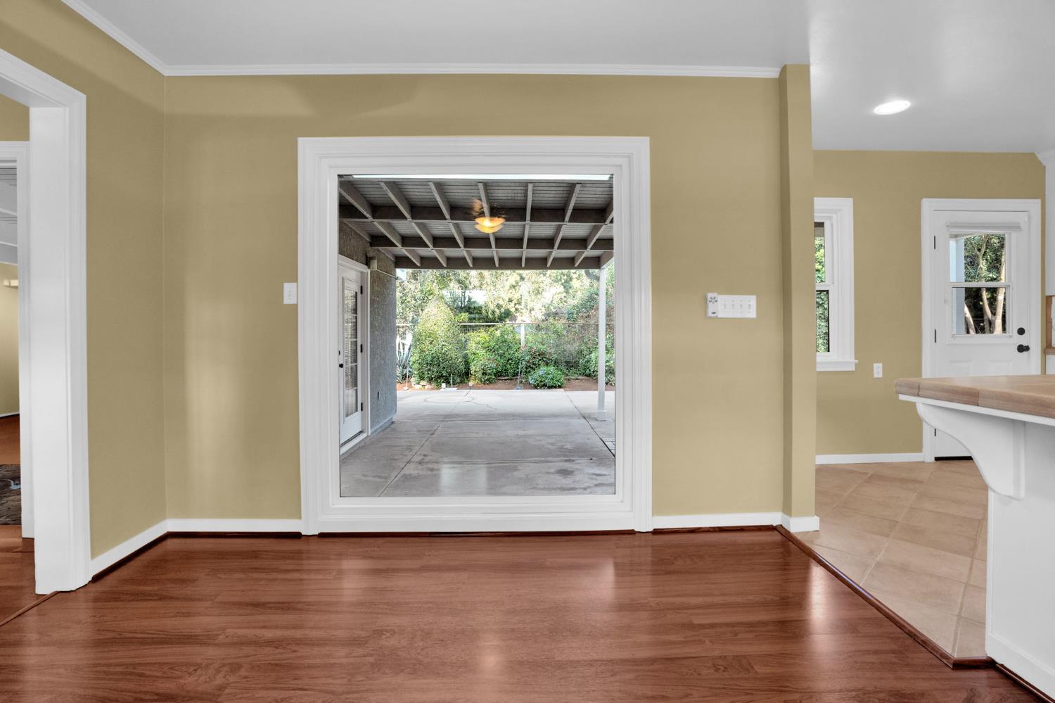 741 East Rialto Avenue Fresno, CA 93704 - Photo 21 of 33