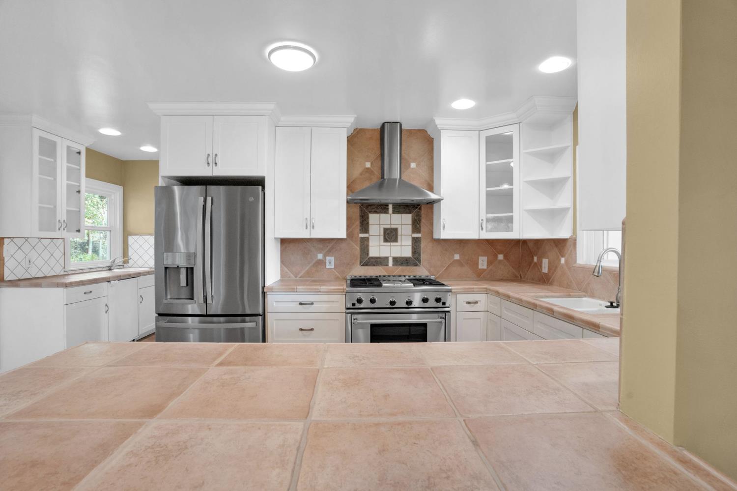 741 East Rialto Avenue Fresno, CA 93704 - Photo 23 of 33