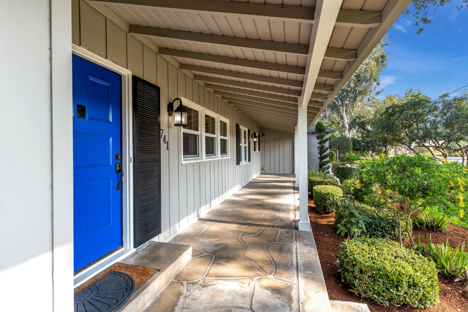 741 East Rialto Avenue Fresno, CA 93704 - Photo 6 of 33