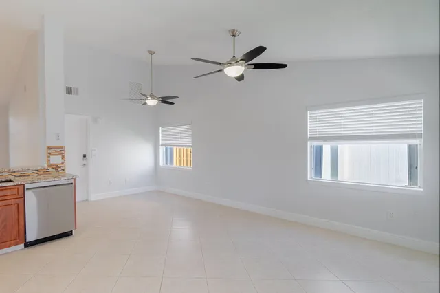 $2,750 | 5507 Pebble Brook Lane, Boynton Beach, FL 33472