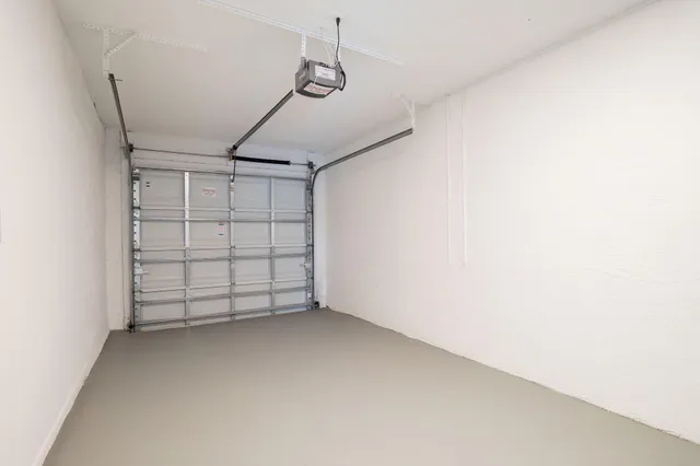 $2,750 | 5507 Pebble Brook Lane, Boynton Beach, FL 33472