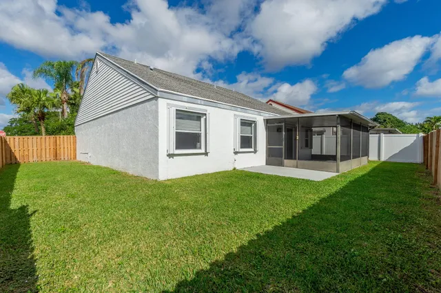 $2,750 | 5507 Pebble Brook Lane, Boynton Beach, FL 33472