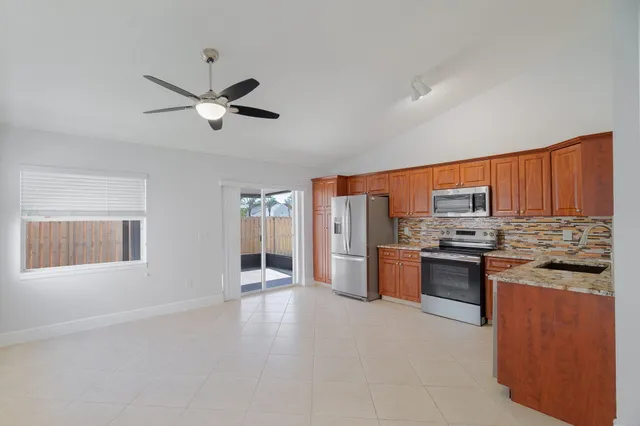 $2,750 | 5507 Pebble Brook Lane, Boynton Beach, FL 33472
