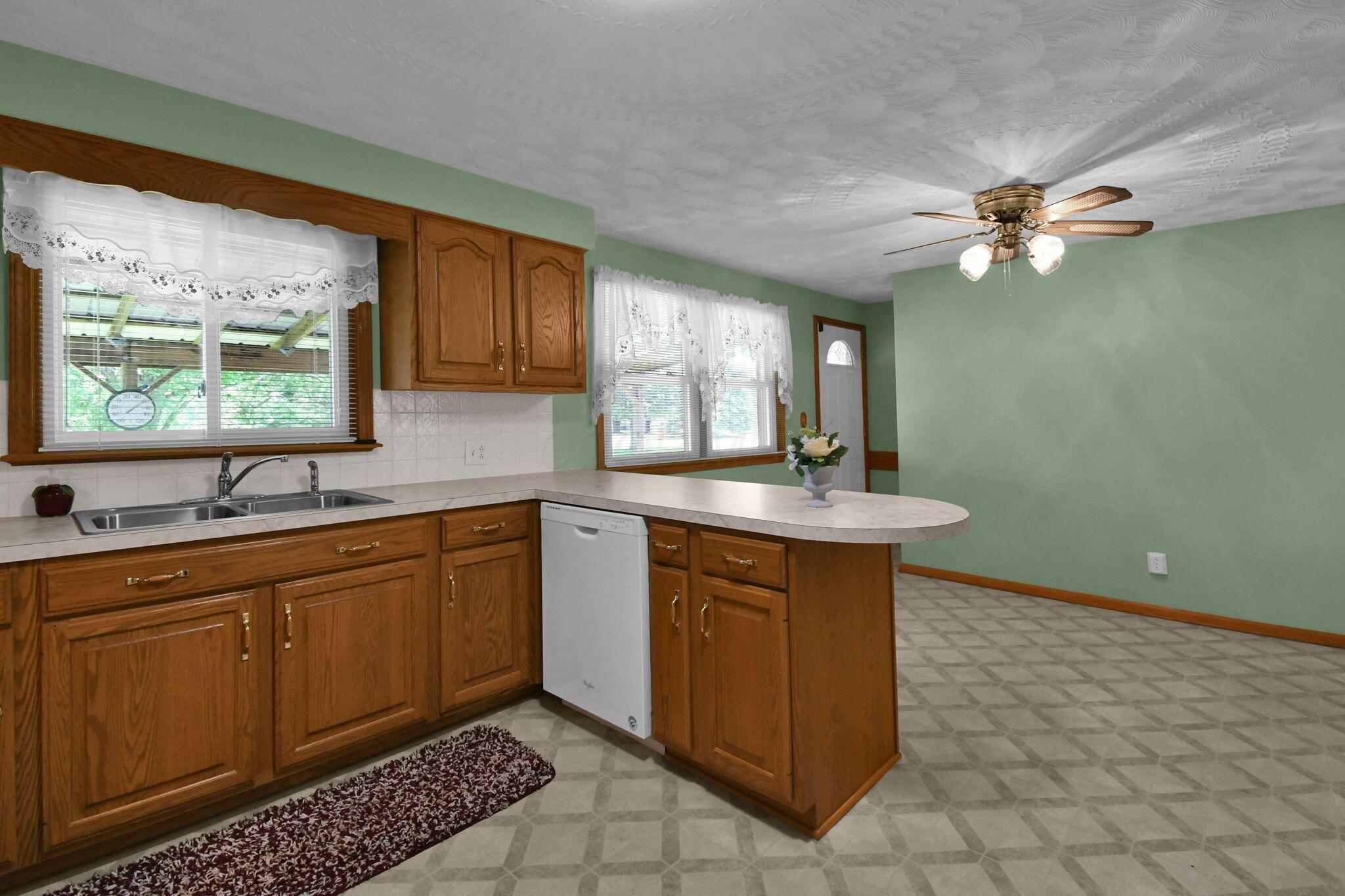 1508 Beal Road Mansfield, OH 44903 - Photo 10 of 27