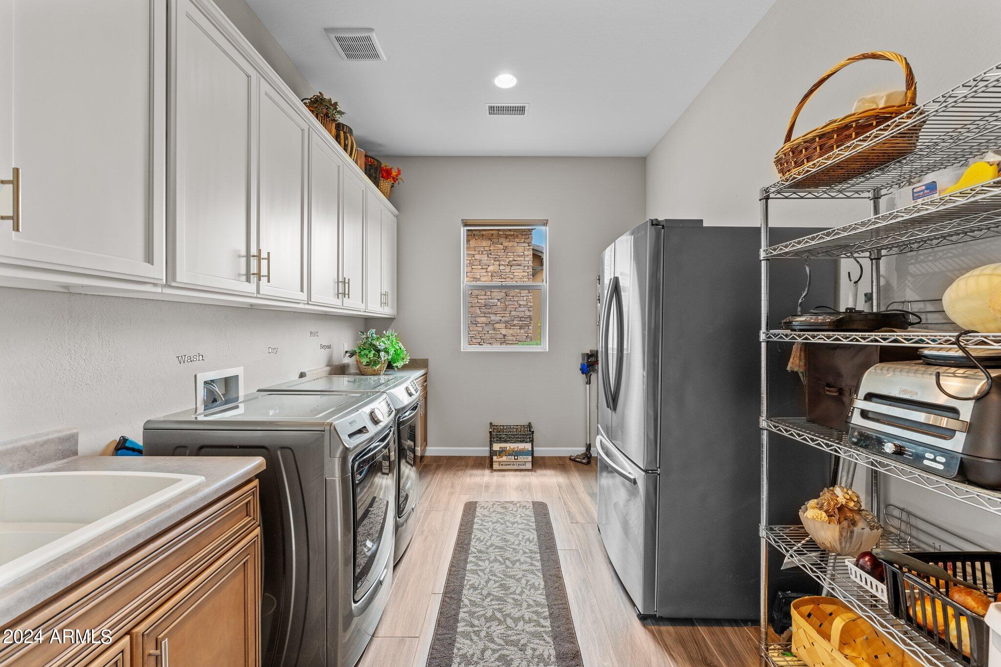 3823 Ridge Runner Way Wickenburg, AZ 85390 - Photo 23 of 66 Large Laundry Room