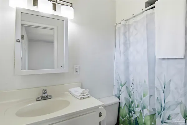 $264,500 | 105 South Kimbrel Avenue, Panama City, FL 32404