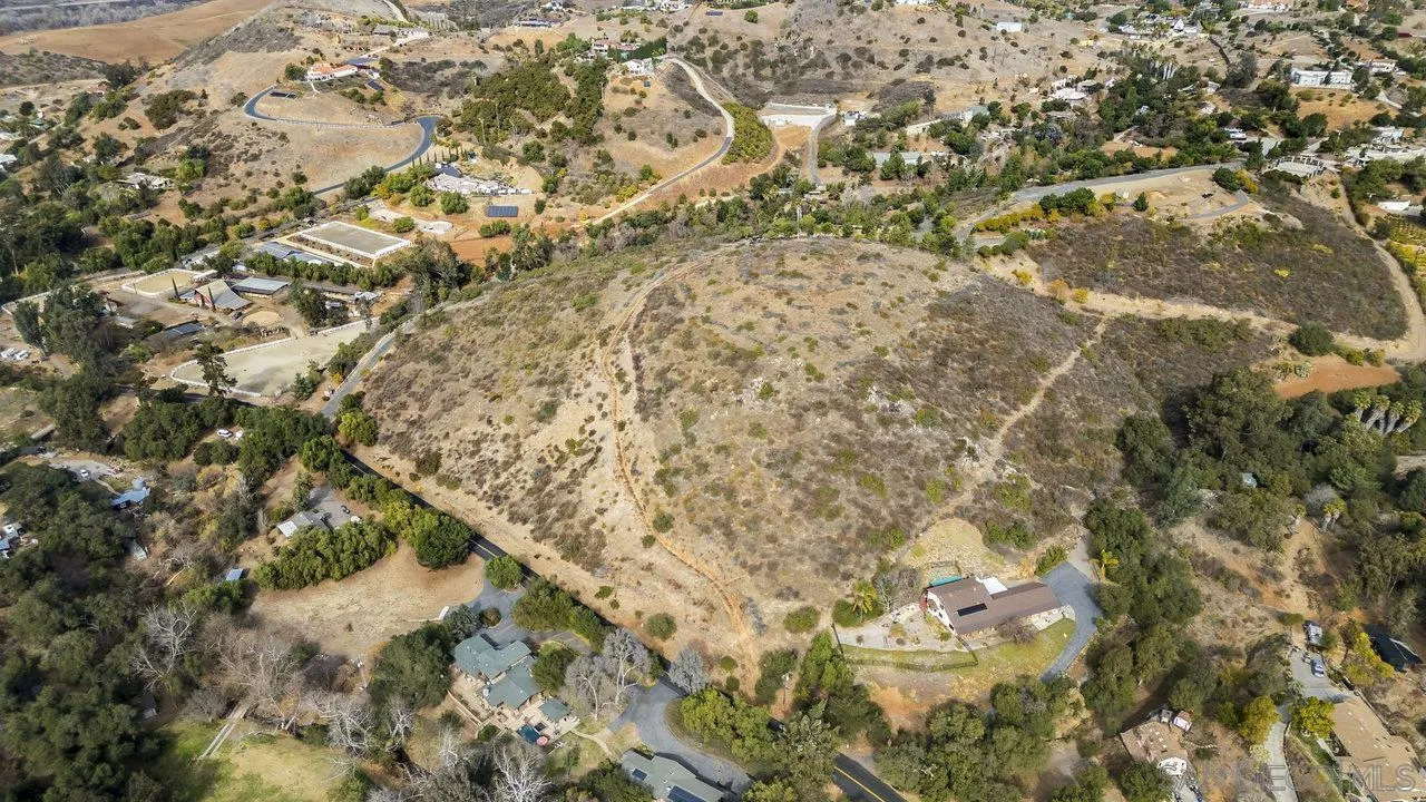 1390 Little Gopher Canyon Road Vista, CA 92084 - Photo 8 of 17