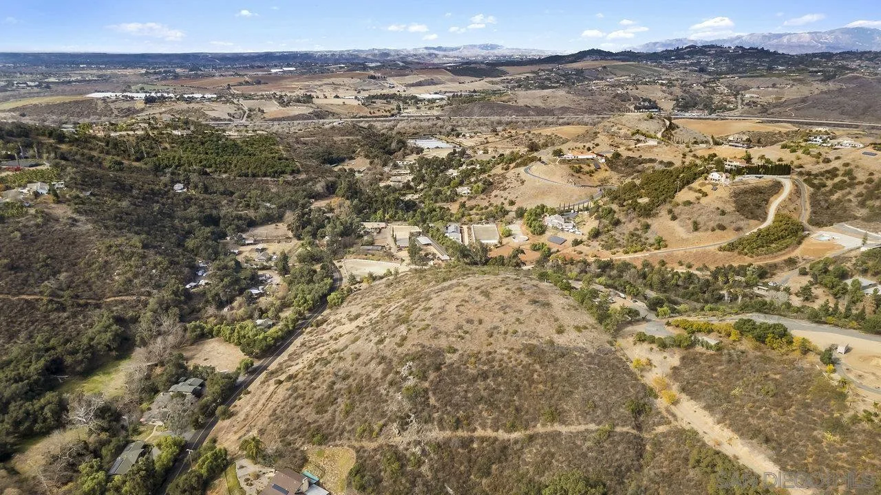 1390 Little Gopher Canyon Road Vista, CA 92084 - Photo 9 of 17