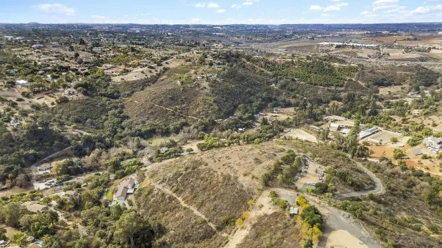 $450,000 | 1390 Little Gopher Canyon Road, Vista, CA 92084