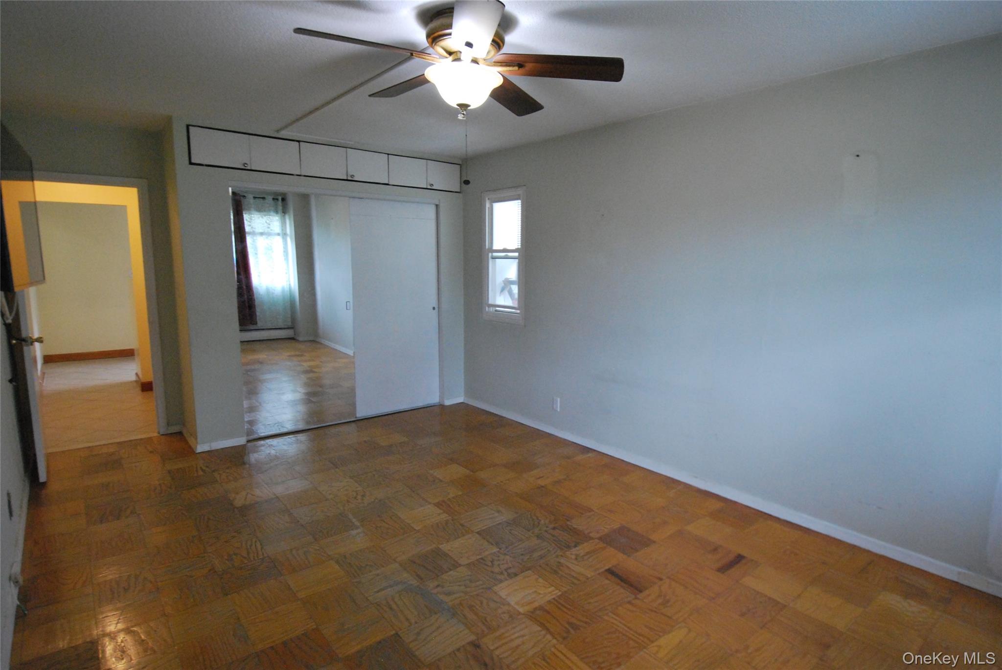 1523 Central Park Avenue, Unit 5F Yonkers, NY 10710 - Photo 13 of 20 en view interior of the house