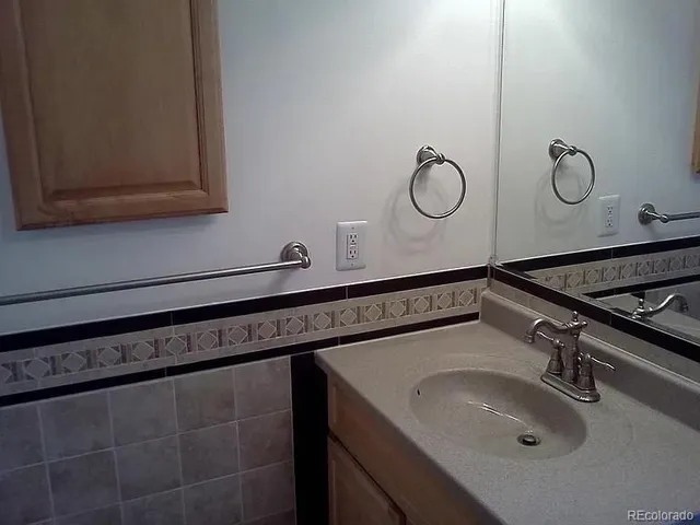 a view of a bathroom