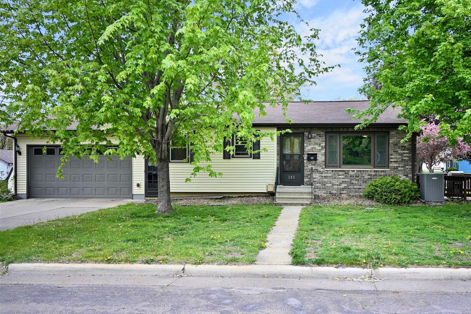 205 Whitten Street Winona, MN 55987 - Photo 1 of 24
